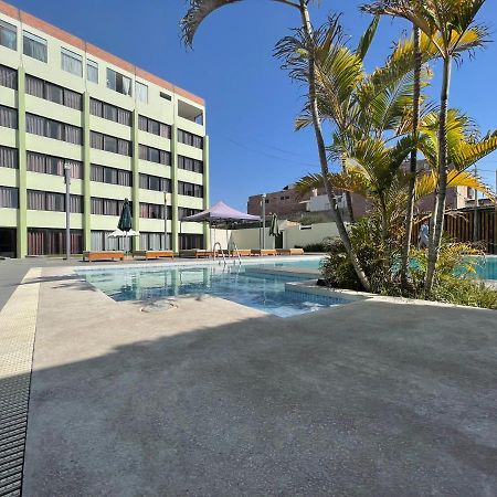 Holiday Suites Tacna Exterior foto