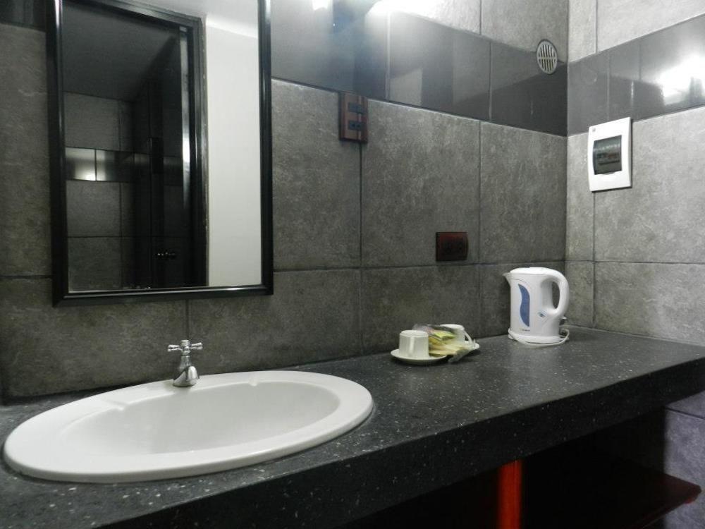 Holiday Suites Tacna Exterior foto