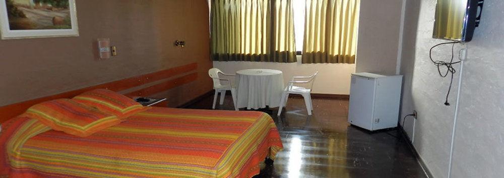 Holiday Suites Tacna Exterior foto